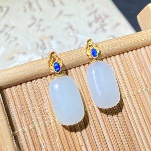 18K金和田玉无事牌古风古韵耳坠